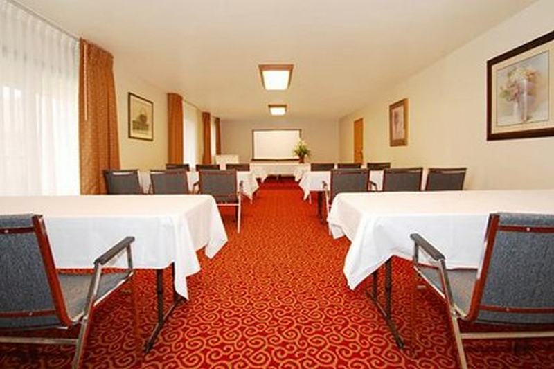 Quality Inn & Suites Bakersfield Exteriör bild